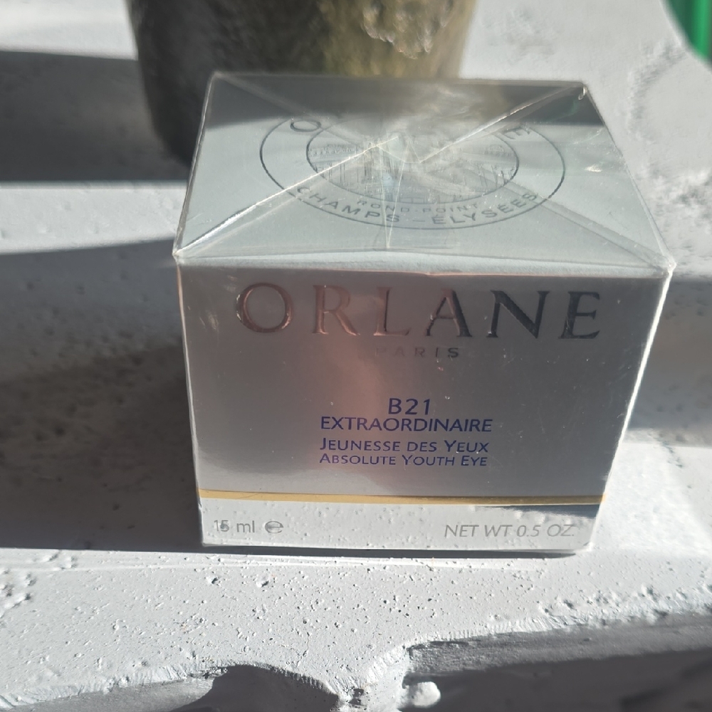 B21 Extraordinaire Absolute Youth Eye Cream